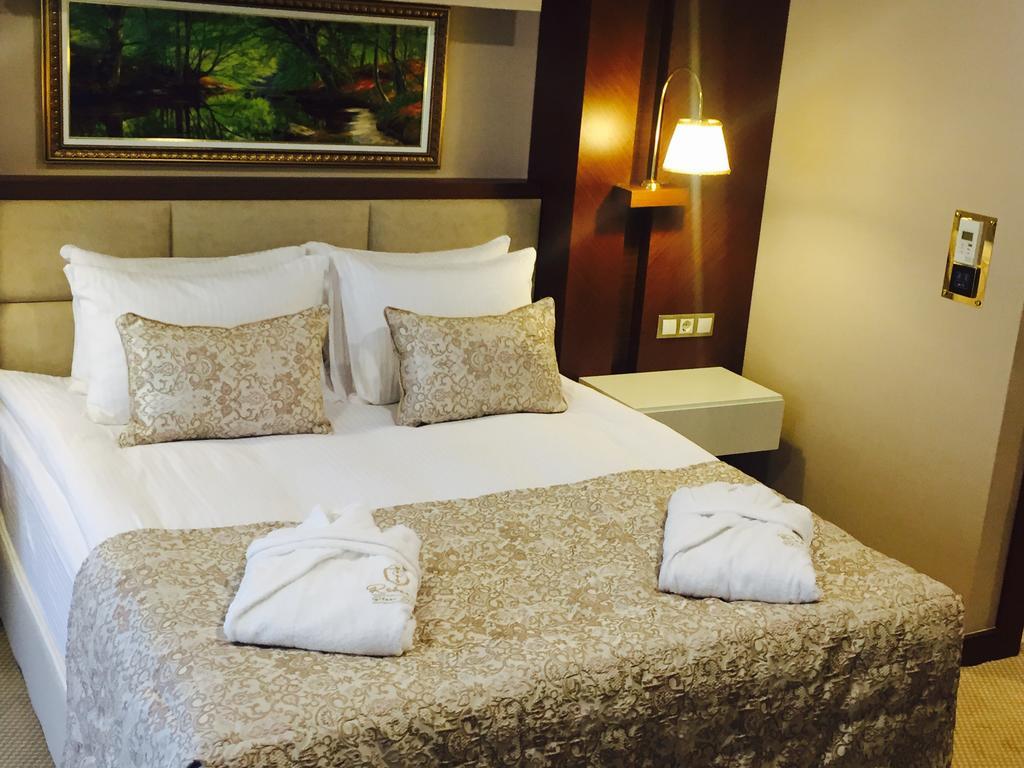 Vivaldi Park Hotel Ankara Esterno foto