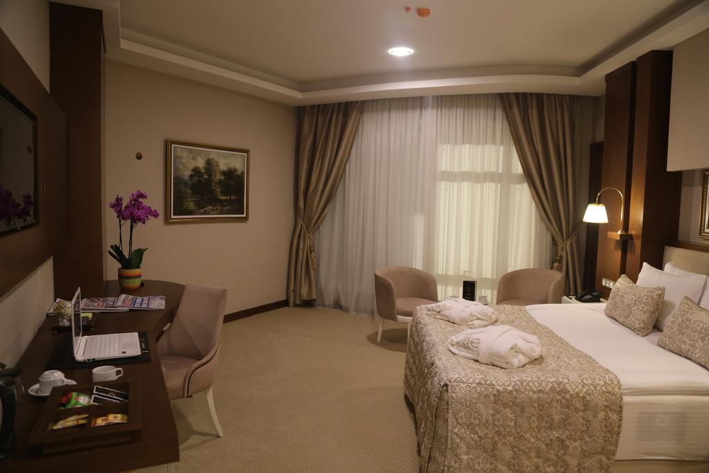 Vivaldi Park Hotel Ankara Esterno foto